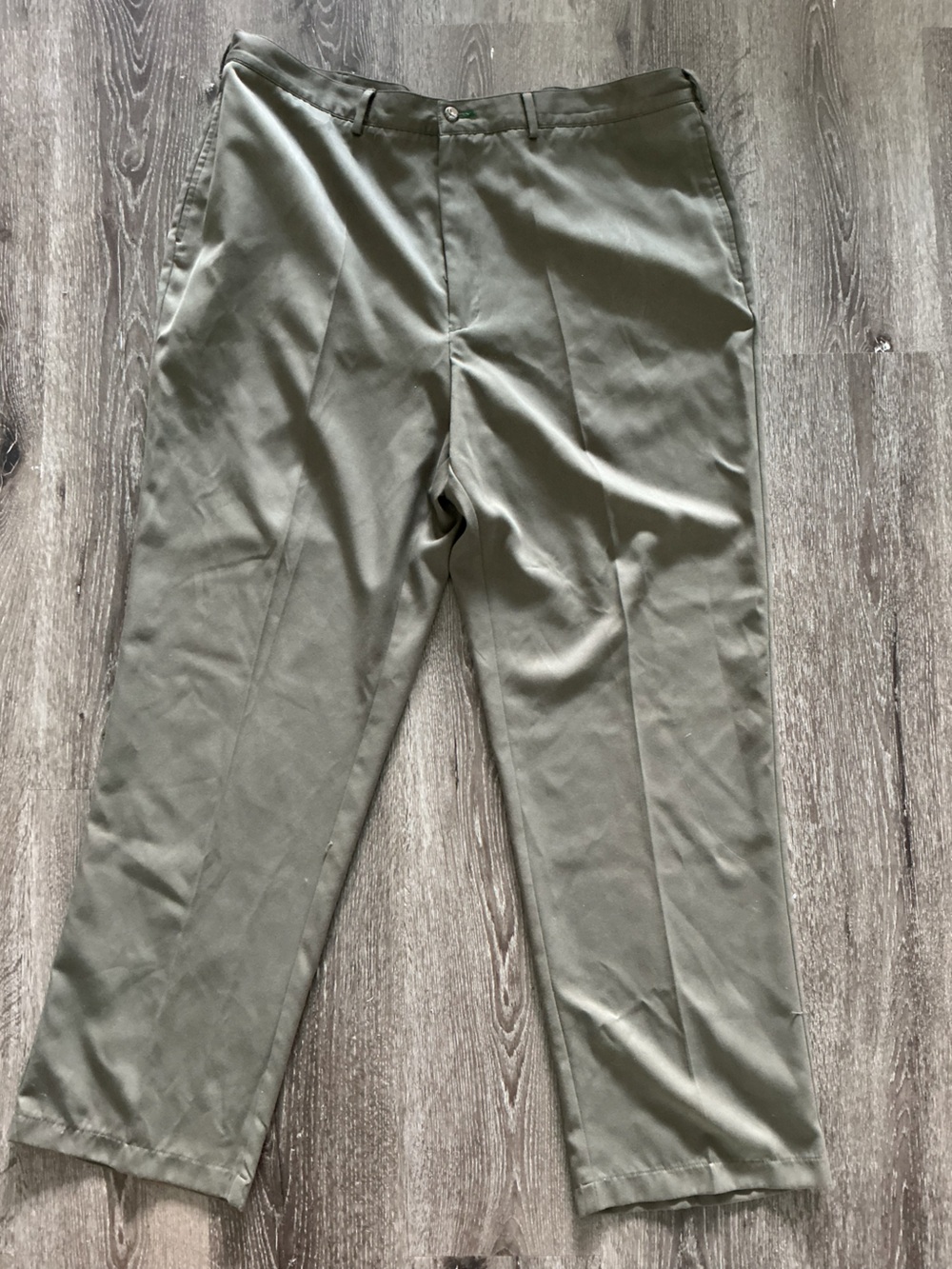 Tommy Hilfiger Olive Chino Pants 42W Classic Fit Flat Front Straight Sateen